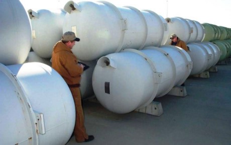 Depleted uranium hexafluoride cylinders (DoE)_460